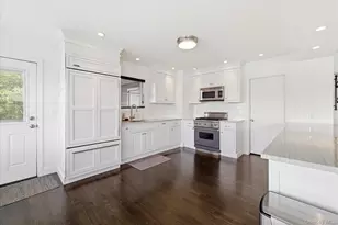 400 Roosevelt Ave, Freeport, NY 11520 - Photo 27