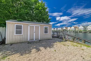 400 Roosevelt Ave, Freeport, NY 11520 - Photo 5