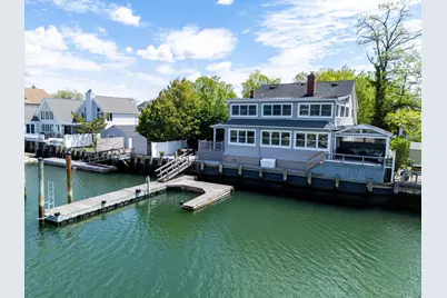 400 Roosevelt Avenue, Freeport, NY 11520 - Photo 15