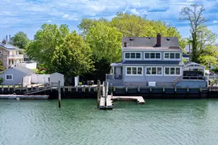 400 Roosevelt Ave, Freeport, NY 11520 - Photo 17