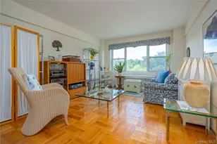 900 Palmer Rd, Bronxville, NY 10708 - Photo 13