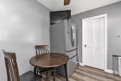 34 Newburgh Street, Elmont, NY 11003 - Photo 7