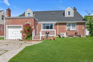 34 Newburgh St, Elmont, NY 11003 - Photo 1