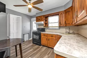 34 Newburgh St, Elmont, NY 11003 - Photo 5
