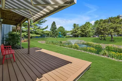 35 Lakebridge Drive S, Kings Park, NY 11754 - Photo 17