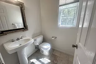 80 Landmark Ct, White Plains, NY 10603 - Photo 15