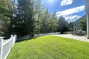 80 Landmark Ct, White Plains, NY 10603 - Photo 35