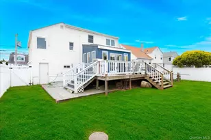 52 Martha St, Freeport, NY 11520 - Photo 23