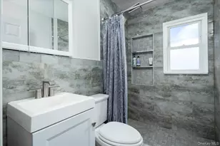 52 Martha St, Freeport, NY 11520 - Photo 11