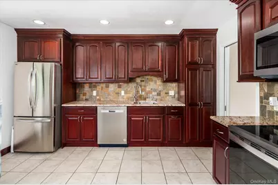 91 Heritage Hills #D, Somers, NY 10589 - Photo 3
