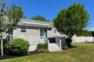312 Riley Ave, Calverton, NY 11933 - Photo 21