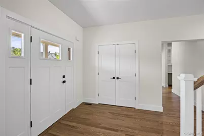 5 Jersey Avenue, Miller Place, NY 11764 - Photo 9