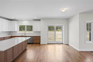 5 Jersey Ave, Miller Place, NY 11764 - Photo 19