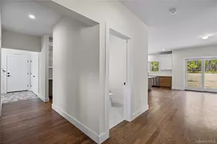 5 Jersey Ave, Miller Place, NY 11764 - Photo 23