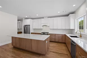 5 Jersey Ave, Miller Place, NY 11764 - Photo 15