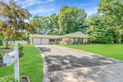80 Sycamore Circle, Stony Brook, NY 11790 - Photo 1