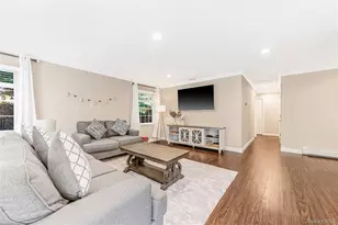 80 Sycamore Cir, Stony Brook, NY 11790 - Photo 5