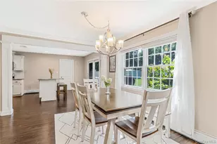 80 Sycamore Cir, Stony Brook, NY 11790 - Photo 7