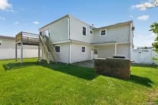 138 Spring St, Massapequa, NY 11758 - Photo 43