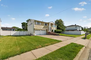 138 Spring St, Massapequa, NY 11758 - Photo 3
