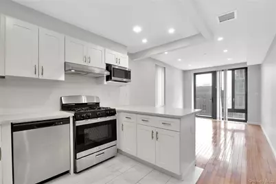 148-36 89th Avenue, Jamaica, NY 11435 - Photo 9