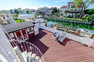 48 W 3rd St, Freeport, NY 11520 - Photo 25