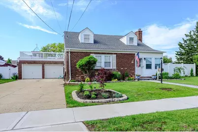 48 W 3rd Street, Freeport, NY 11520 - Photo 41