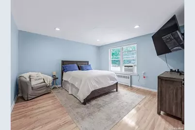 56 Edwards Street #2B, Roslyn Heights, NY 11577 - Photo 11