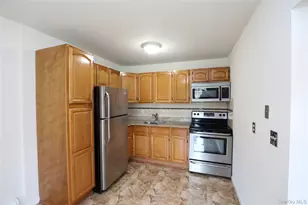 30 Lamb Ave, Saugerties, NY 12477 - Photo 3