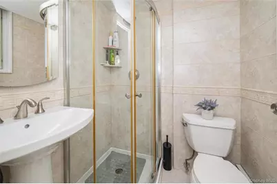 135 Post Avenue #4C, Westbury, NY 11590 - Photo 15