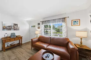 38 Argyle Dr, Shirley, NY 11967 - Photo 3