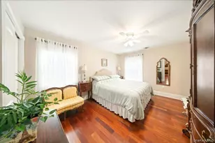 9 Robert Cir, Syosset, NY 11791 - Photo 13