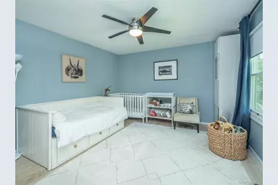 135 Old Meeting House Road, Westhampton Beach, NY 11978 - Photo 19