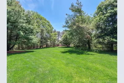 135 Old Meeting House Road, Westhampton Beach, NY 11978 - Photo 39