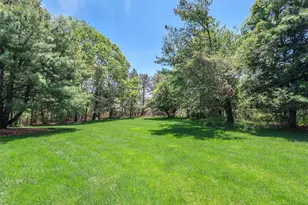 135 Old Meeting House Rd, Westhampton Beach, NY 11978 - Photo 39