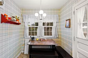 14 Chelsea Ct, Freeport, NY 11520 - Photo 5