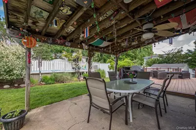 1400 Wagner Street, Wantagh, NY 11793 - Photo 27