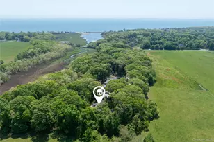 8579 New Suffolk Ave, Cutchogue, NY 11935 - Photo 17