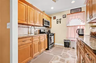107-22 105th St, Ozone Park, NY 11417 - Photo 7