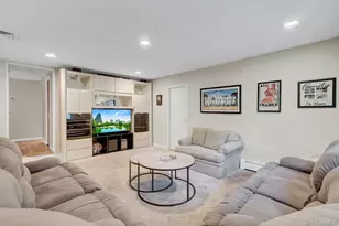 54 Sandy Hollow Dr, Smithtown, NY 11787 - Photo 19