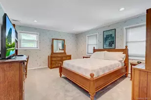 54 Sandy Hollow Dr, Smithtown, NY 11787 - Photo 29