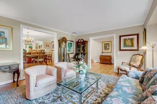 54 Sandy Hollow Dr, Smithtown, NY 11787 - Photo 7