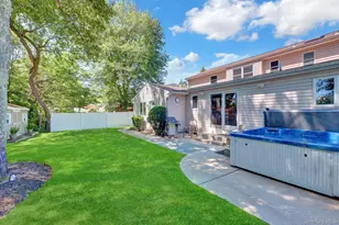 54 Sandy Hollow Dr, Smithtown, NY 11787 - Photo 33