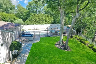 54 Sandy Hollow Dr, Smithtown, NY 11787 - Photo 41