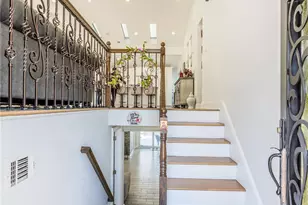 7 Dunhill Rd, Manhasset Hills, NY 11040 - Photo 25