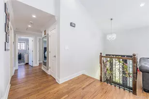 7 Dunhill Rd, Manhasset Hills, NY 11040 - Photo 17