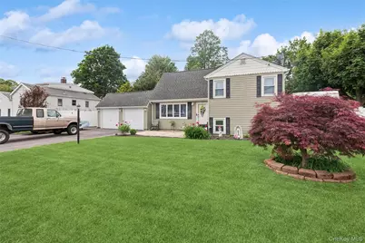 1426 Ackerson Boulevard, Bay Shore, NY 11706 - Photo 29
