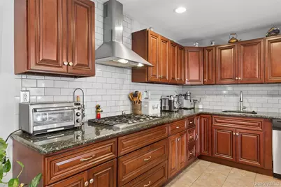 1426 Ackerson Boulevard, Bay Shore, NY 11706 - Photo 5