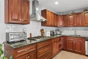 1426 Ackerson Blvd, Bay Shore, NY 11706 - Photo 5
