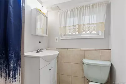 1426 Ackerson Boulevard, Bay Shore, NY 11706 - Photo 17